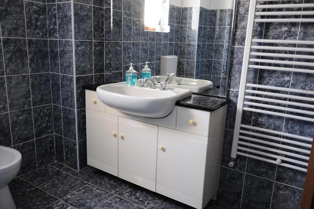 Vila Deal Sacele Exterior photo