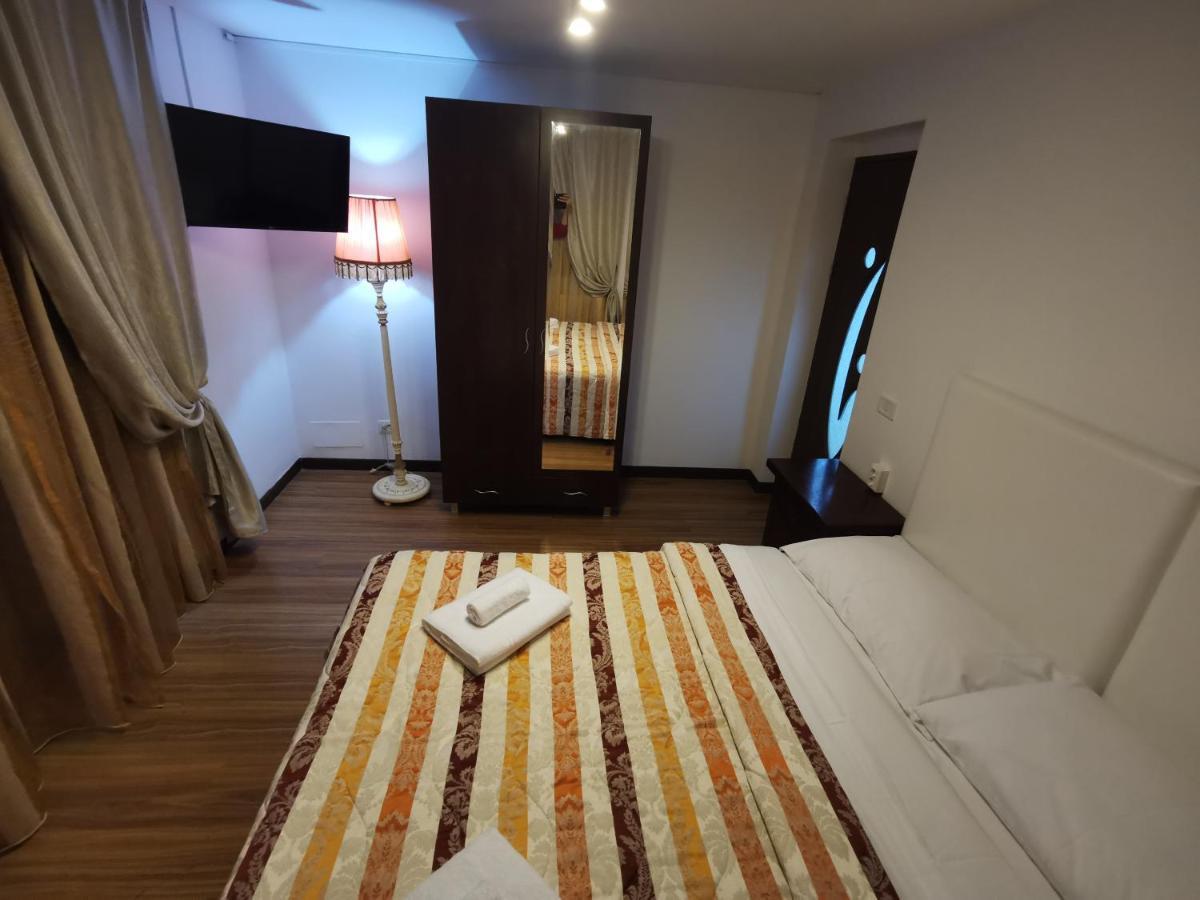 Vila Deal Sacele Exterior photo